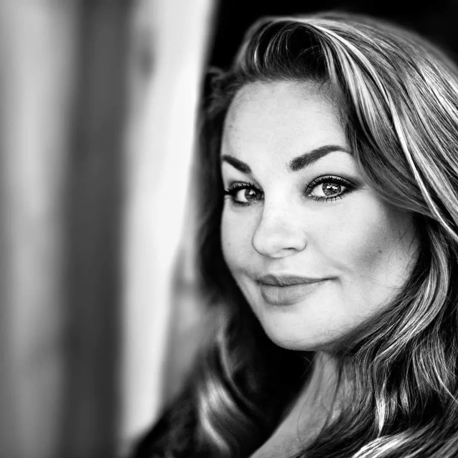 Zora Grossmannová — vizážistka